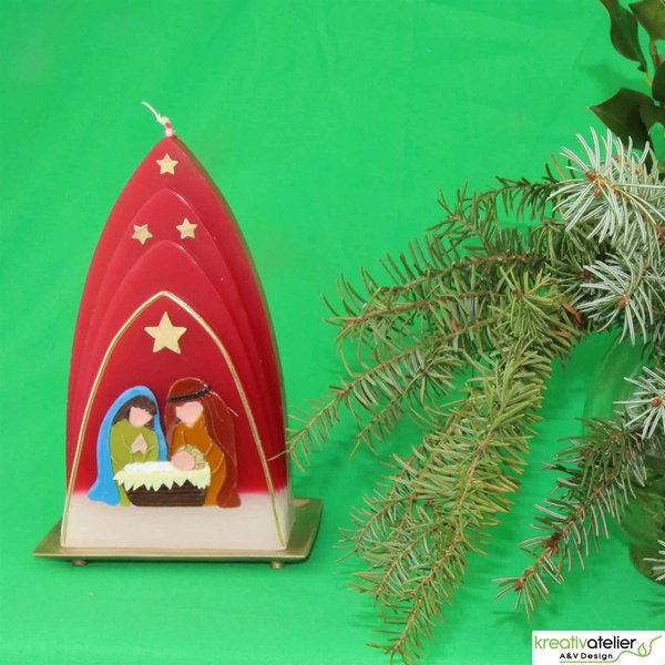 Formkerze zu Weihnachten rot mit weißem Boden Kuppelmotiv mit Christkind, Maria und Josef