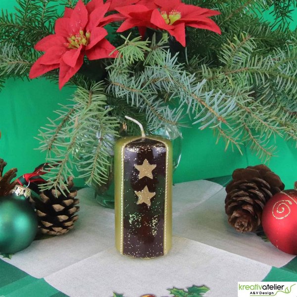kleine goldene Weihnachtskerze, braun verziert mit Sternen