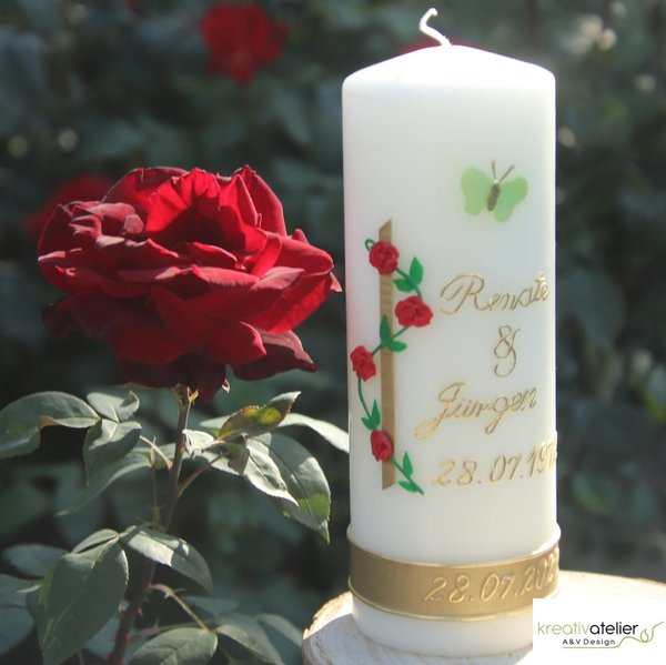 Kerze zur Goldhochzeit in elfenbein mit Rosenranke