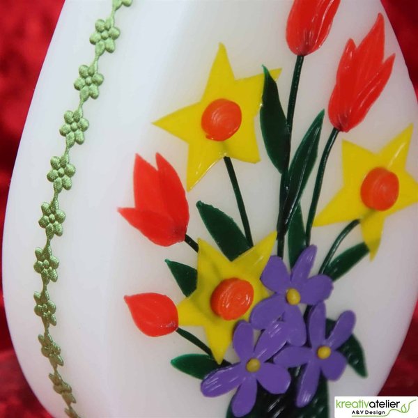 frühlingshafte Künstlerkerze in Vasenform Frühlingsstrauß, bunt
