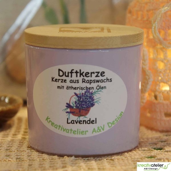 Duftkerze Lavendel in lavendelfarbigem Trendglas